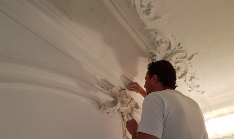restuaratie ornamentenplafond
